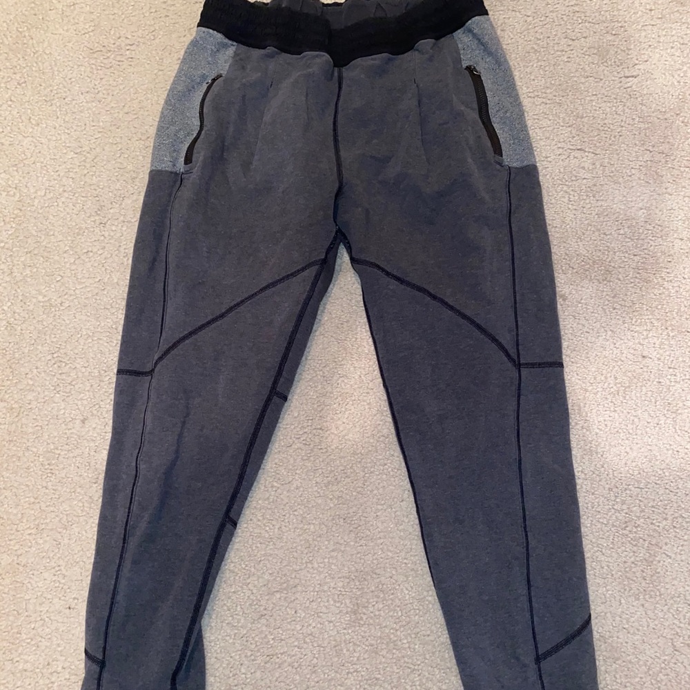 lulu lemon women’s sweat/joggers